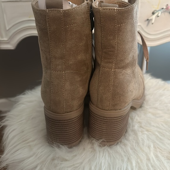 New Target Fall booties - Picture 5 of 8